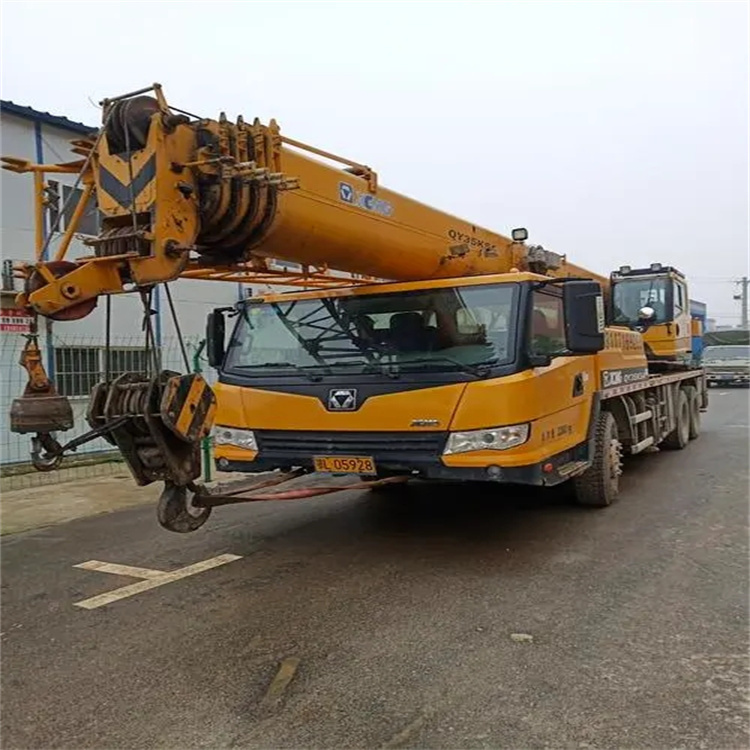 安陆吊车出租保险：全面覆盖，安全无忧