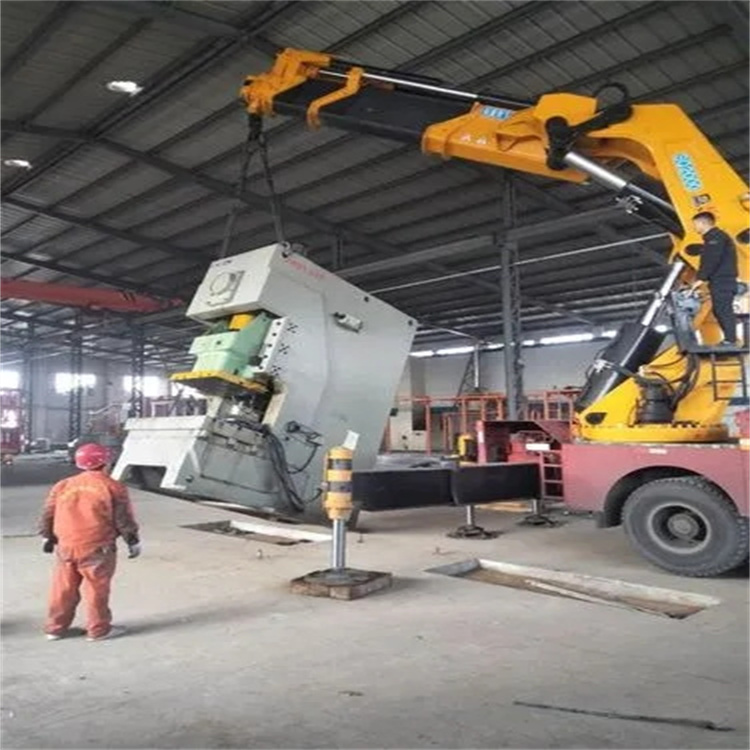 安陆80吨折臂吊车出租附近电话