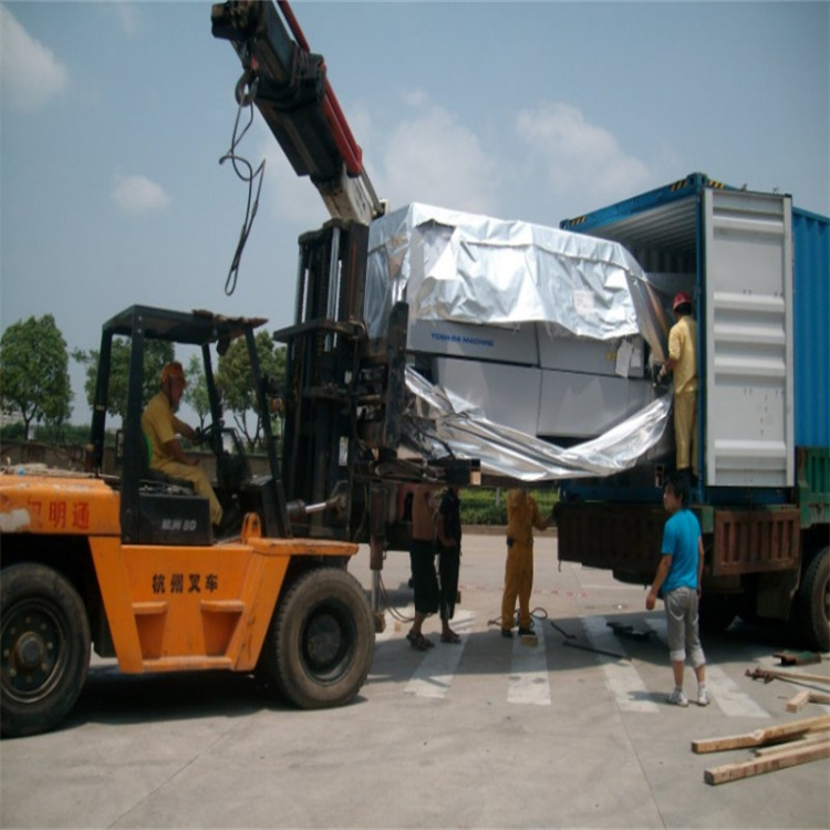 安陆随车吊12吨能吊多重